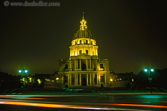 les-invalides-nite-1.jpg