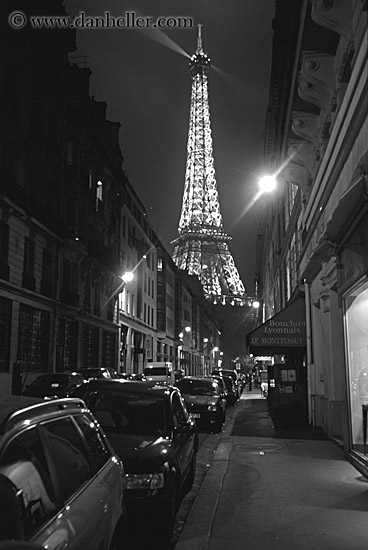 street-cars-n-eifeel-tower-bw.jpg