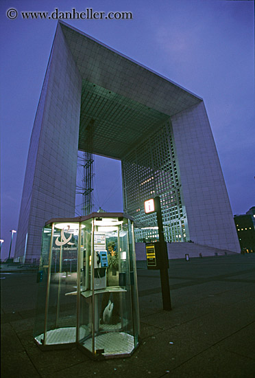 grand-arch-n-phone-booth.jpg