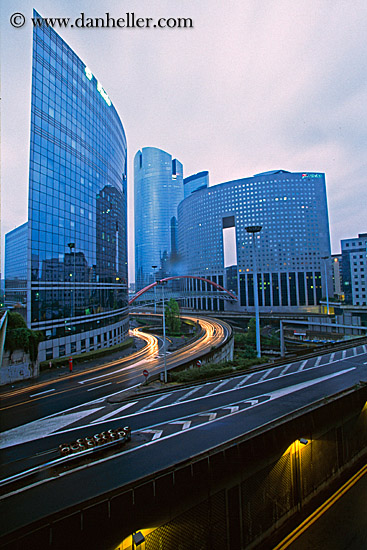 la_defense-traffic-1.jpg