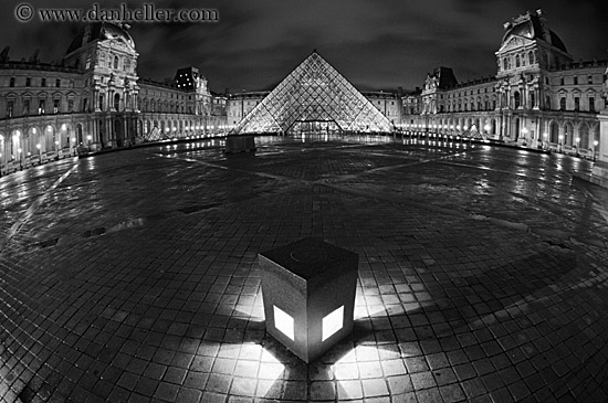 louvre-at-night-07.jpg