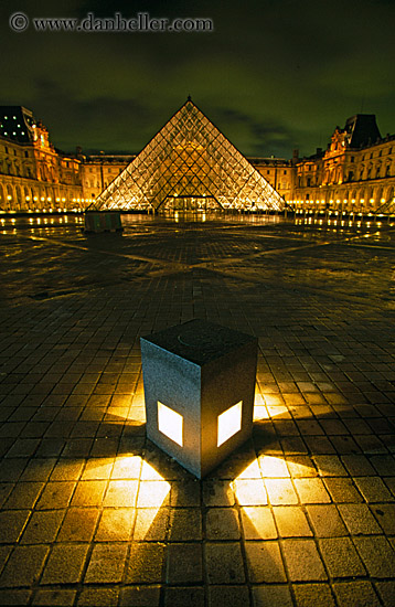 louvre-at-night-08.jpg