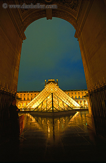 pyramid-thru-archway-1.jpg