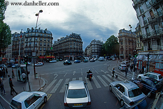 crosswalk-n-traffic2.jpg