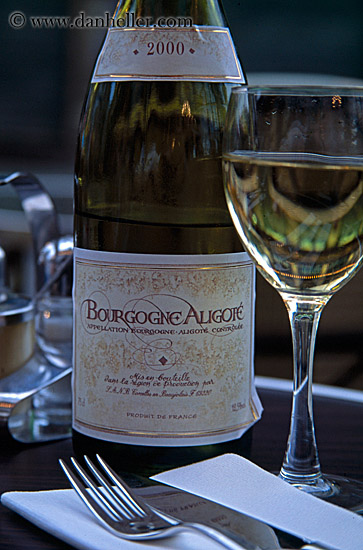 french-white-wine.jpg