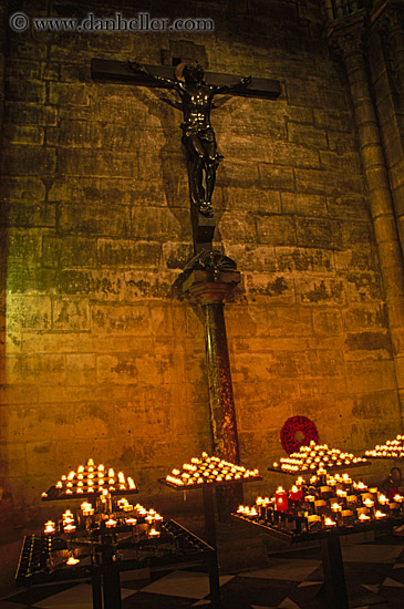 cross-n-candles-2.jpg