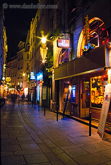 night-street-3.jpg