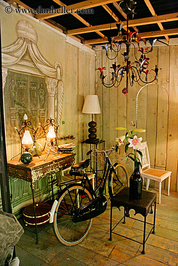 bicycle-n-antiques.jpg