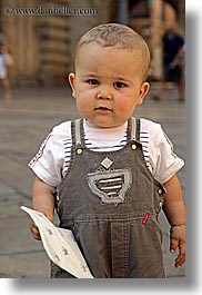 images/Europe/France/Provence/Aix/People/baby-boy.jpg