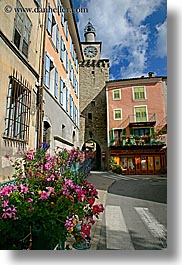 images/Europe/France/Provence/Castellane/Town/flowers-n-bldgs-4.jpg