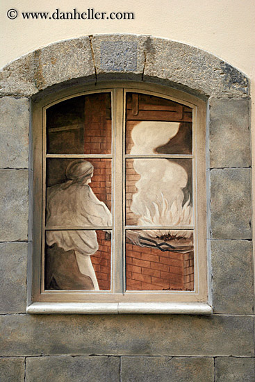 window-mural-of-cooking.jpg