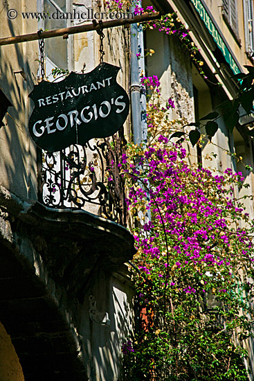 georgio-restaurant-sign-n-flowers.jpg