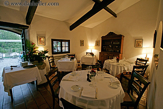 dining-room-6.jpg