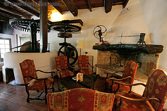 olive-press-living-room-3.jpg