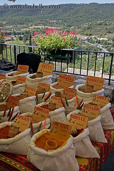 bags-of-spices-2.jpg