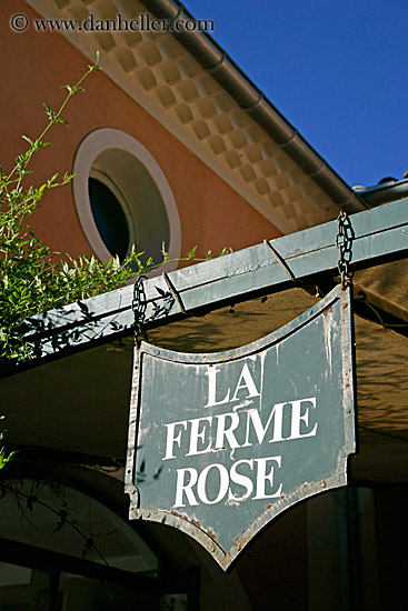la_ferm_rose-hotel-sign.jpg