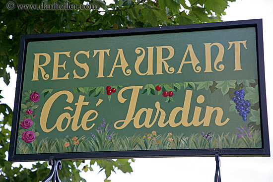 garden-restaurant-sign.jpg