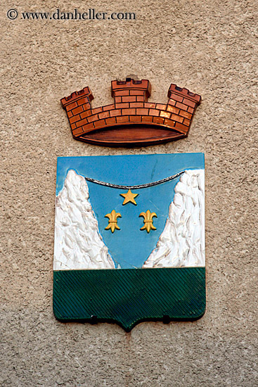 coat-of-arms.jpg