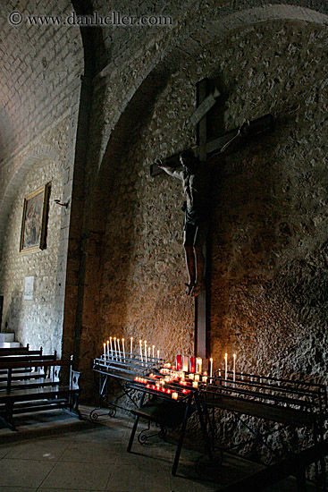 cross-n-candles-3.jpg