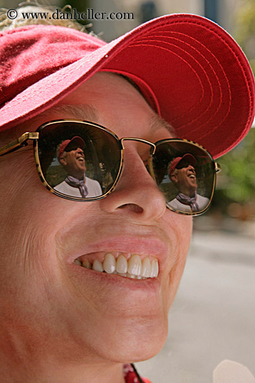 tom-in-reflection-diane-sunglasses.jpg