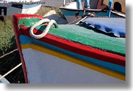 images/Europe/Greece/Amorgos/Boats/colorful-boat-n-rope-loop-1.jpg