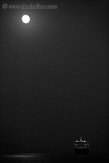 ferry-n-full_moon-3.jpg