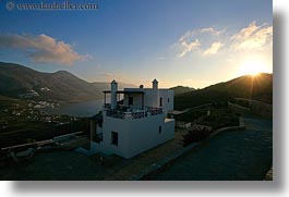 images/Europe/Greece/Amorgos/Buildings/house-on-hill-w-sunset.jpg