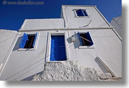 images/Europe/Greece/Amorgos/Buildings/white-house-w-blue-windows-2.jpg