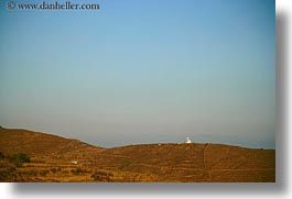 images/Europe/Greece/Amorgos/Churches/church-on-hill-1.jpg