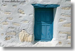 images/Europe/Greece/Amorgos/DoorsWins/blue-door-in-white_wash-stone-1.jpg