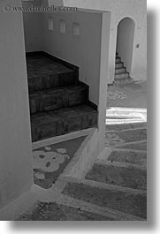 images/Europe/Greece/Amorgos/Misc/stairs-n-arch-bw.jpg
