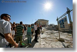 images/Europe/Greece/Athens/Acropolis/crowd-viewing-parthenon.jpg