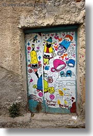 images/Europe/Greece/Athens/Art/colorful-graffiti-on-window.jpg