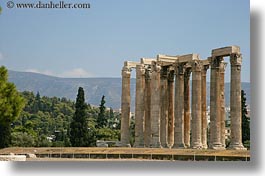 images/Europe/Greece/Athens/Ruins/pillars-1.jpg