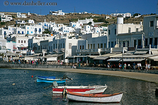 boats-in-harbor-2.jpg