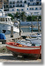 images/Europe/Greece/Mykonos/Boats/red-boat-on-pier-2.jpg
