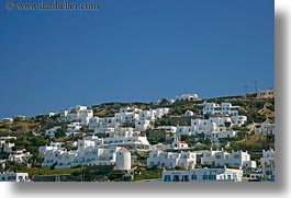 images/Europe/Greece/Mykonos/Buildings/white_wash-homes-on-hill.jpg