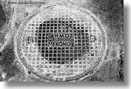 images/Europe/Greece/Mykonos/Misc/mykonos-manhole-cover-bw.jpg