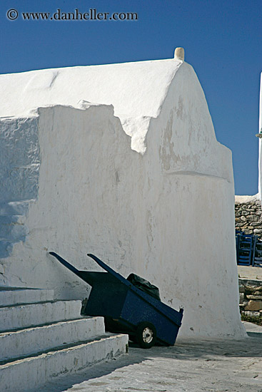 wheel-barrow-n-stairs.jpg