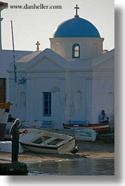 images/Europe/Greece/Mykonos/People/fisherman-n-church.jpg