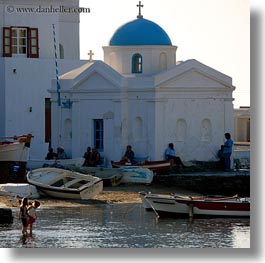 images/Europe/Greece/Mykonos/People/kids-in-water-by-church-2.jpg