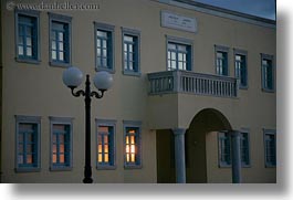 images/Europe/Greece/Naxos/Buildings/bldg-w-sunset-reflection-in-windows.jpg