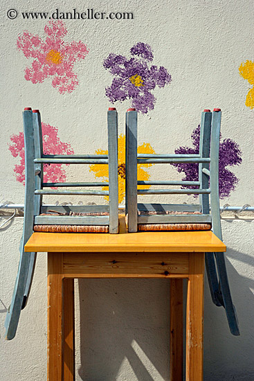 upside-down-chairs-n-painted-wall.jpg