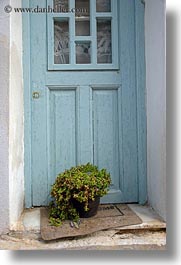 images/Europe/Greece/Naxos/DoorsWins/blue-door-n-green-plant.jpg