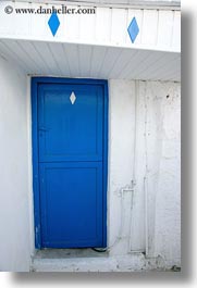 images/Europe/Greece/Naxos/DoorsWins/blue-door-w-white-diamond.jpg