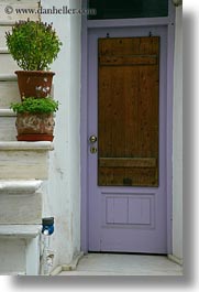 images/Europe/Greece/Naxos/DoorsWins/purple-door-w-plants-on-stairs.jpg