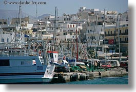 images/Europe/Greece/Naxos/Harbor/boats-n-bldgs-1.jpg