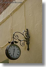 images/Europe/Greece/Naxos/Misc/clock-on-wall.jpg