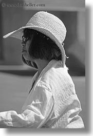 images/Europe/Greece/Naxos/People/asian-woman-w-hat-n-sunglasses-bw.jpg