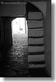 images/Europe/Greece/Naxos/Stairs/narrow-stairs-n-cobblestone-bw.jpg